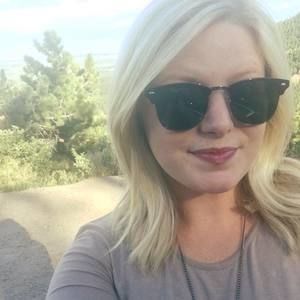 Meet your Posher, Casey